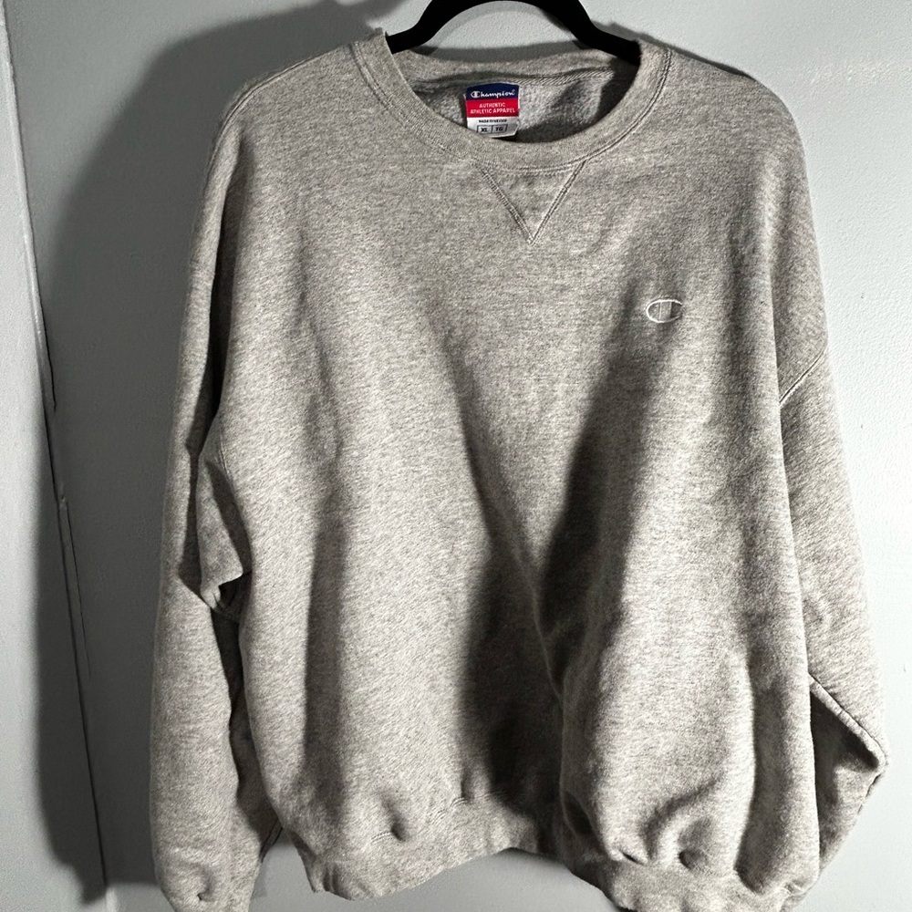 Vintage Champion Gray Crewneck Sweater Relaxed Fit